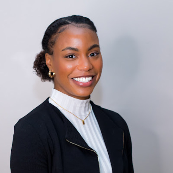 Meet your Posher, Erika - Picture 1 of 1